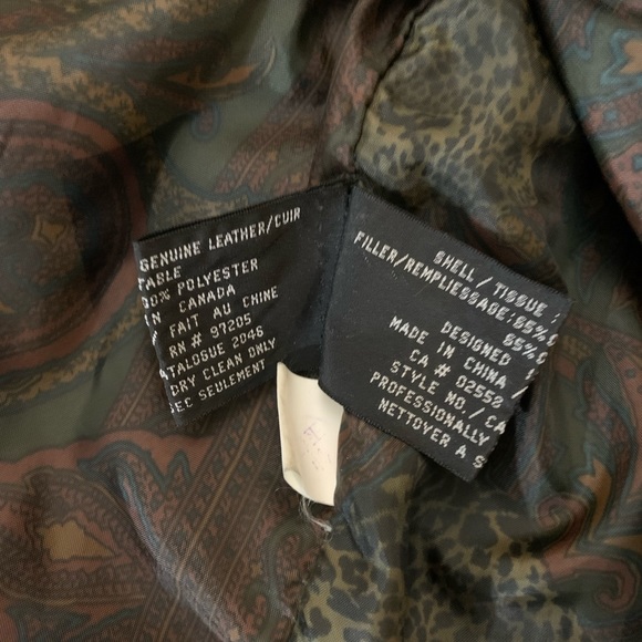 Danier Leather Thinsulate Coat with removable liner. - Picture 10 of 10